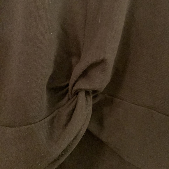 Twisted Front Crop Sweater Top Long Sleeve - Picture 3 of 8